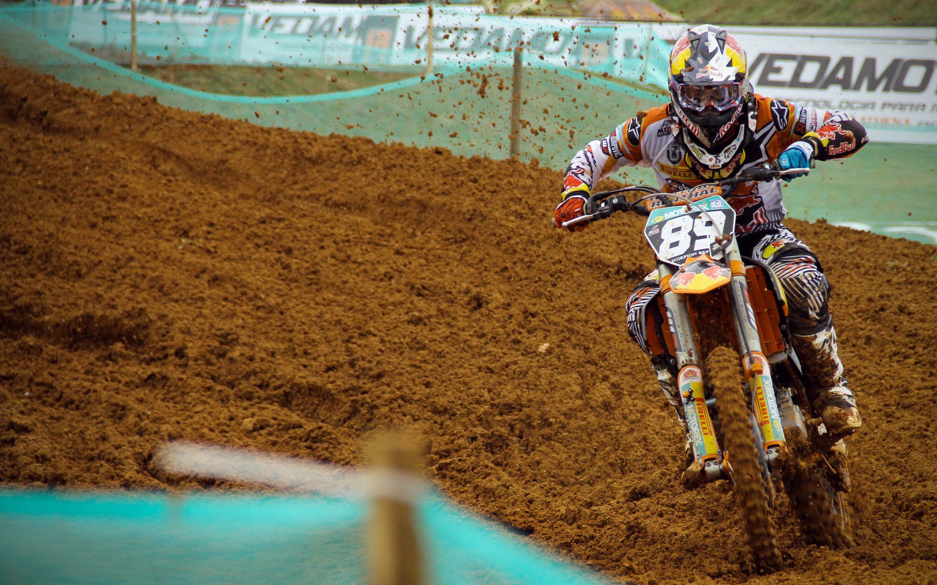 拉斐尔·纳达尔宣布退役，结束辉煌职业生涯，拉斐尔纳达尔是哪里人